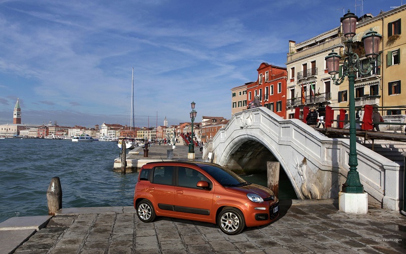 Alquilar un coche en Venecia