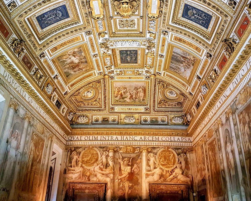 Interior del Castillo de Sant'Angelo en Roma