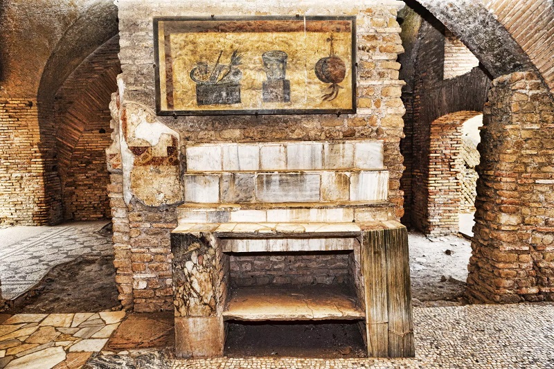 Ruinas que aún se conservan en Ostia Antica en Roma